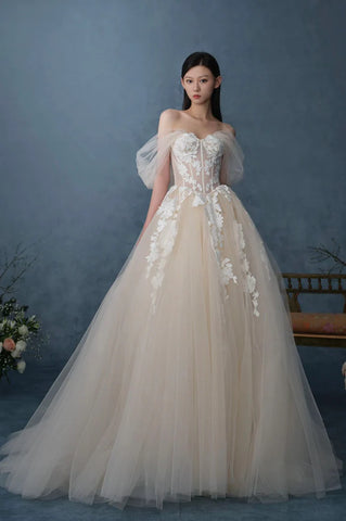 Off The Shoulder Tulle Appliques A Line Wedding Dress