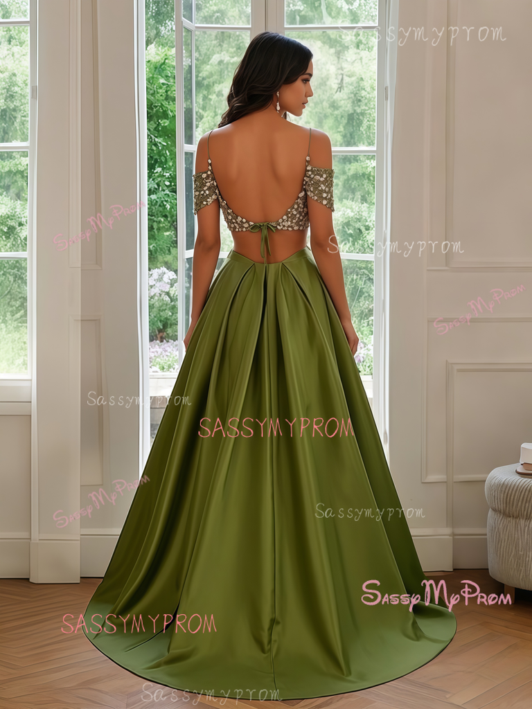 green emerald velvet dress Sassy Shortcake Showtime Dress