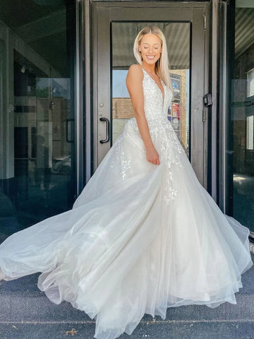 Ivory Tulle Appliques A Line Wedding Dress