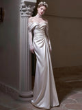 Long Sleeves Trumpet Mermaid Lace Satin Wedding Dress