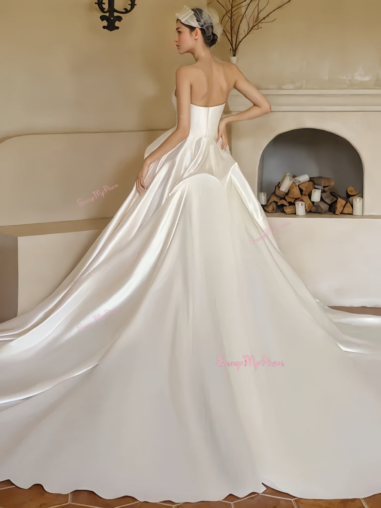 A-Line Sweetheart White Satin Wedding Dresses main image 1