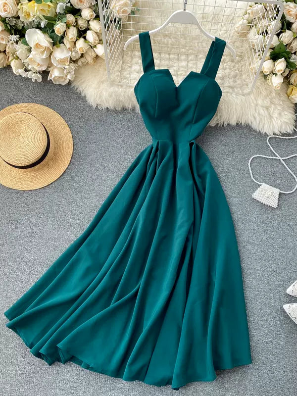2024 Deep Verdant Statement Neckline Maxi Dress – Sassymyprom