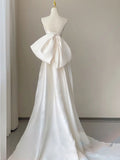 Satin Bow Sweetheart Trumpet Mermaid Wedding Dress