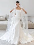 Trumpet Mermaid Appliques Strapless Lace Wedding Dress
