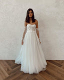 Tulle Long Sleeves Backless Strapless A-line Appliques Wedding Dress