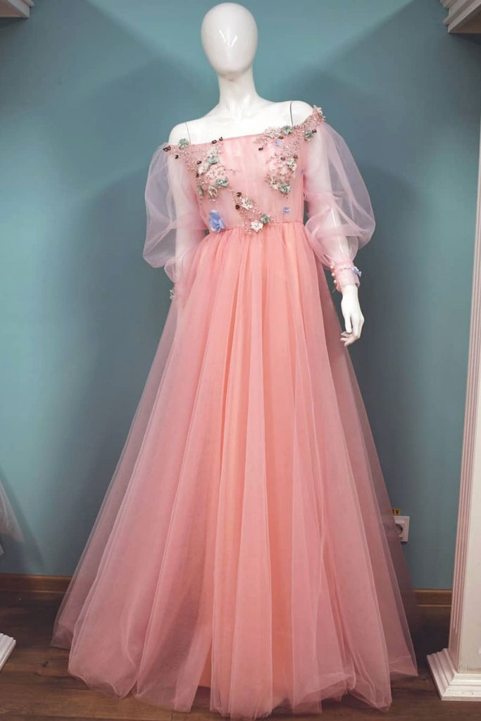 long sleeve prom dresses 2020 Black A Line Long Sleeve Half High Neck Lace Patchwork Maxi Prom Dress, Black / L