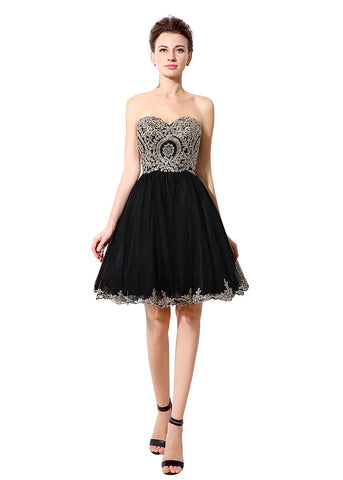 Luxury Tulle Sweetheart Neckline A-line Homecoming Dresses with Lace Appliques