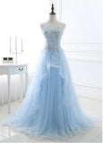Eye-catching Prom Dresses With Lace Appliques & Beadings