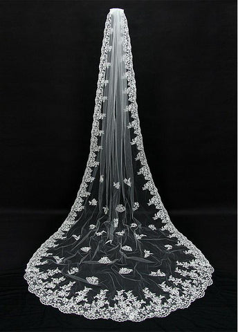 Gorgeous Tulle Cathedral Wedding Veil With Lace Applique