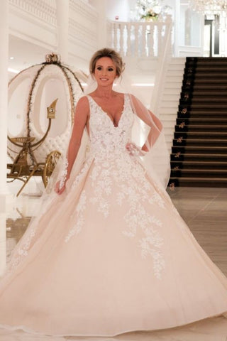 Tulle Appliques V Neck Lace Appliques Champagne Wedding Dress