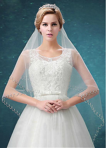 Chic Tulle Ivory Wedding Veil With Beading