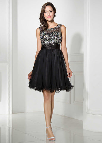 Alluring Tulle & Chiffon Scoop Neckline A-Line Short Homecoming Dresses With Beadings