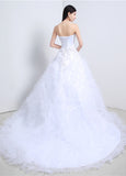 Sparkling Tulle Strapless A-line Wedding Dresses With Lace Appliques