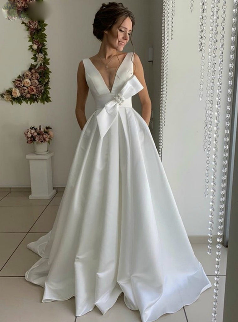 Bowknot A Line Sleeveless V Neck Satin Wedding Dress US14 / White Bowknot A Line Sleeveless V Neck Satin Wedding Dress US14 / White