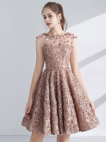 A-Line Appliques Champagne Lace Short Homecoming Prom Dress