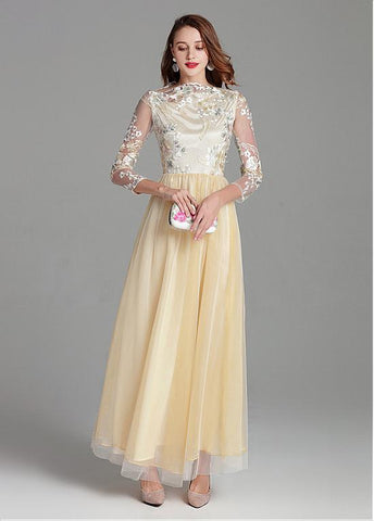 Tulle & Embroidery Lace Bateau Champagne Long Prom Dress