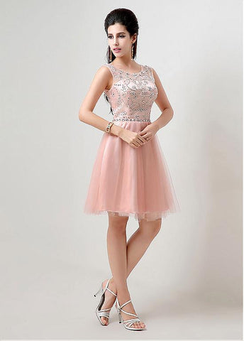 Stunning Tulle Bateau Neckline Short A-Line Homecoming Dresses With Beadings