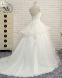 Wedding Dresses 2017 New Fashion Sweetheart Lace Appliques Beading Count Train