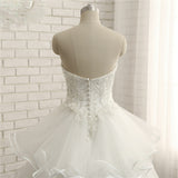 Wedding Dresses 2017 New Fashion Sweetheart Lace Appliques Beading Count Train