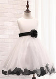 Simple Tulle  Flower Girl Dresses With Handmade Flowers