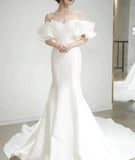 Simple Sweetheart Ruffles Mermid Satin Wedding Dress