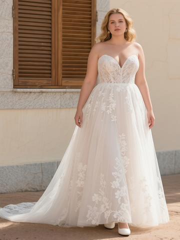 Plus Size Tulle A Line Sweetheart Appliques Wedding Dress
