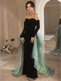 Floor Length Spandex Green Long Sleeve Prom Dress