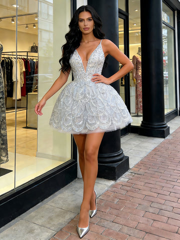 V Neck Short Mini Beading Tulle Spaghetti Straps Homecoming Dress