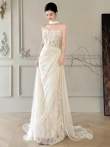 A Line Lace Tulle Lace Strapless Wedding Dress
