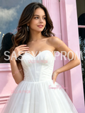 Sweetheart Neck White Tulle Mini Homecoming Dress