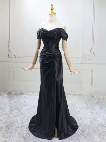 Off The Shoulder Satin Black Mermaid Ruched Prom Dress