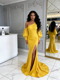 One Shoulder Long Sleeve Yellow Satin Sheath Column Prom Dress