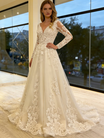 V Neck A Line Tulle Appliques Long Sleeve Wedding Dress