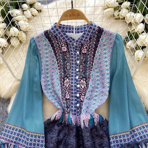 Long-sleeved Bohemian Cut-out Flowy Dress L Long-sleeved Bohemian Cut-out Flowy Dress L