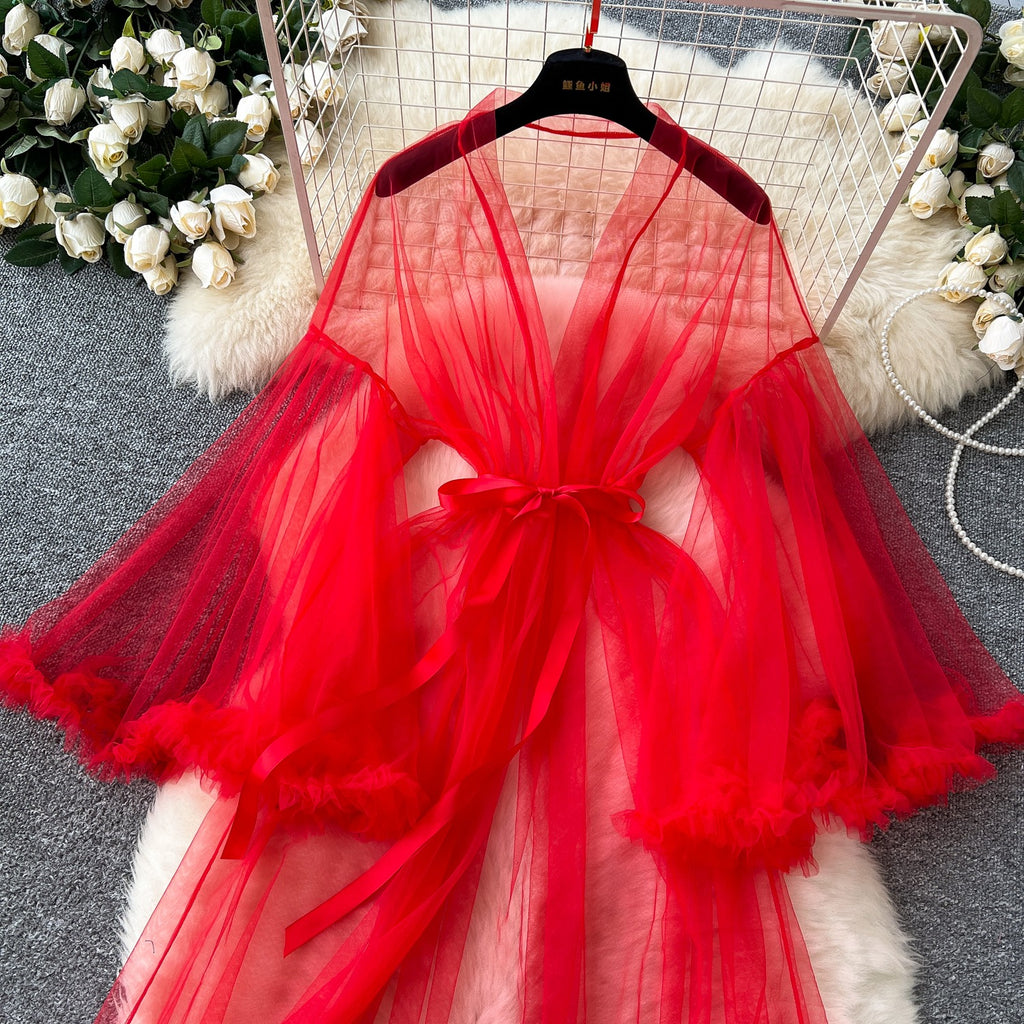 Elegant Feather Flowing Red Tulle Robe – Sassymyprom