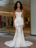 Trumpet Mermaid Sleeveless Strapless Lace Wedding Dress