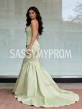 Trumpet Mermaid Green Beading Strapless Satin Prom Dress
