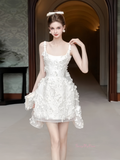 A Line Flowers Backless Square Short Mini Wedding Dress