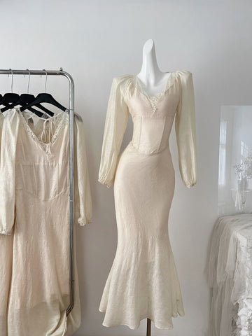 Lace Structured Vintage-Inspired Ivory Dress