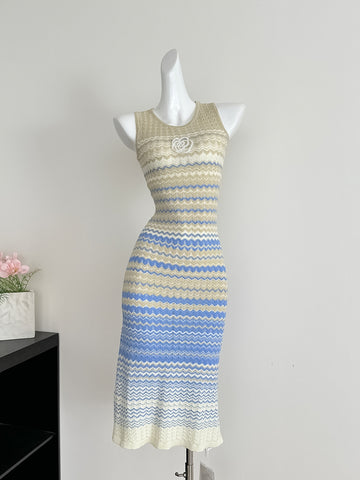 Retro Gradient Wave Stripe Knitted Midi Dress