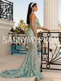 Fitted Halter Neck Green Sequin Beaded Trumpet Mermaid Prom Dress
