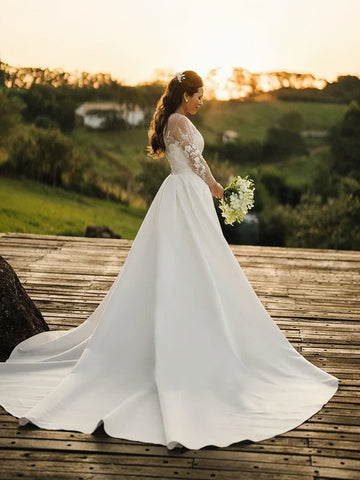 Elegant Long Sleeves Tulle Wedding Dress With Detachable Train