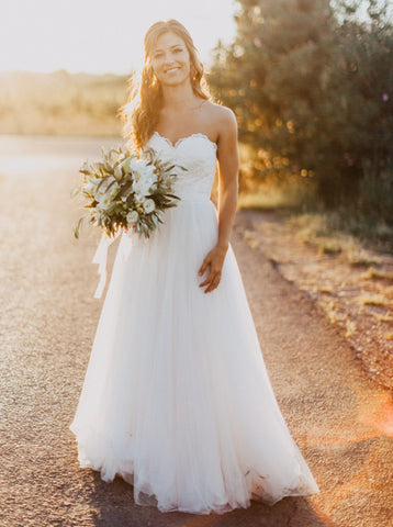 Sweetheart Lace Open Back A-line White Wedding Dress