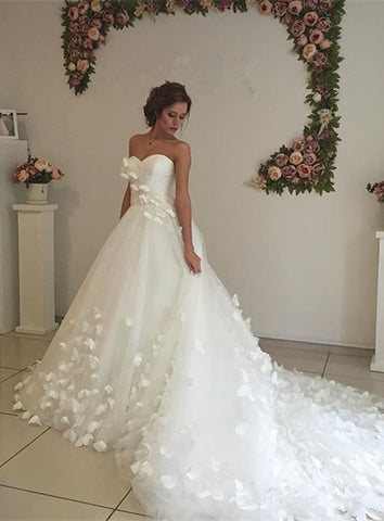 Tulle Sweep Train 3D Floral Lace Appliques Wedding Dress