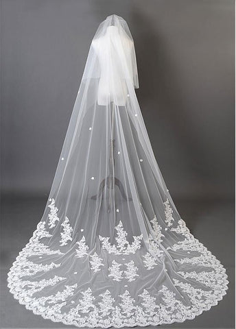 Beautiful Ivory Tulle Flower Wedding Cathedral Veil With Lace Applique Edge