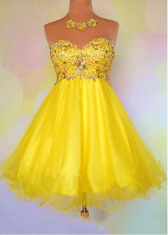 Lovely Tulle & Satin Sweetheart Neckline A-Line Homecoming Dresses