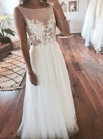 Long A-Line White Backless Appliques Tulle Wedding Dress