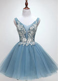 Tulle V-neck Short Ball Gown Homecoming Dress With Beadings