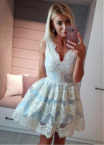  Beaded Lace Appliques Tulle V-neck Short A-line Homecoming Dress
