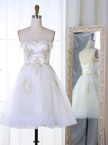 Bateau Short White Tulle Appliques Homecoming Dress